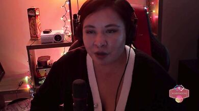 BlueHeadChk is back. With a Erotic Podcast