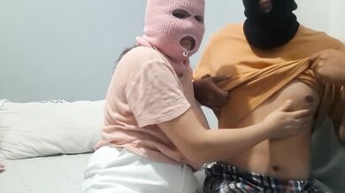Pinay Hot Mom kantot very good nanaman kay pare