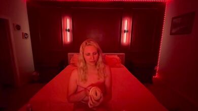OrangeBirdz Seizes Raw Cock And Pussy