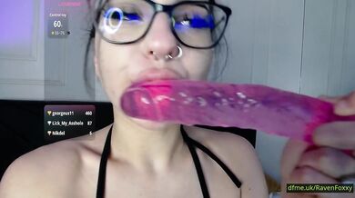 A Teasing Private Show with RavenFoxxy That Feels Closer Than It Should