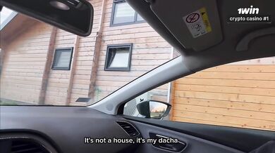A girl in leggings with a huge ass came to visit