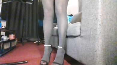 Thick Knit Nylon Pantyhose Sexy Legs While Changing
