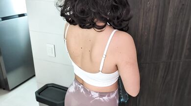 My best friend's girlfriend was horny before we went to the gym together
