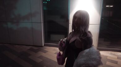 I Invited a Juicy Busty Beauty to the Theater Just to Fuck Her Later