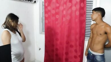 el aire se daña pero mi hermnastro si que sabe arreglar bn las cosas y de paso me hace un buen sexo