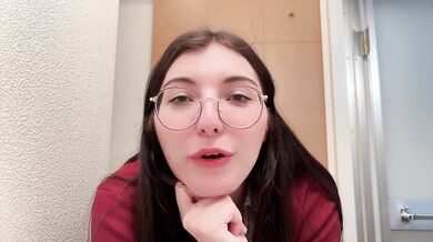 SPH: Studentin aus deinem Kurs macht dich zu ihrem cuckold