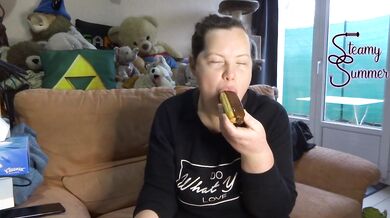 My very first foodporn video as a chubby girl