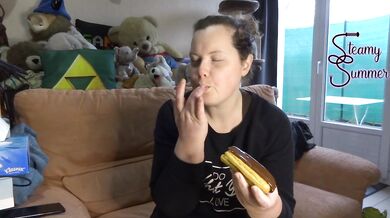 My very first foodporn video as a chubby girl