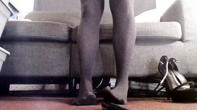 Putting on Thick Knit Gray Nylon Pantyhose Tights