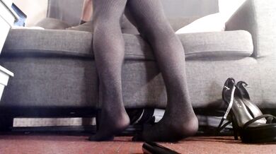 Putting on Thick Knit Gray Nylon Pantyhose Tights