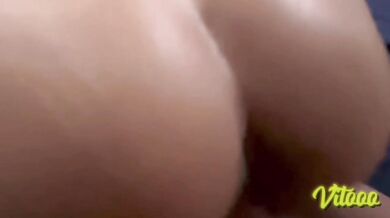 My girl is a submissive and loves being filled with semen - sexy Latina