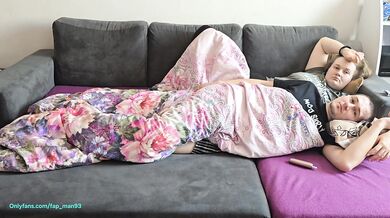 Horny Husband Fucks his Chubby Wife – watching TV turns into Hot Couple Sex