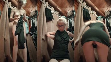 Closet Dress Up: Short Black Dress Clip