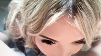 Angel face, cum swallowing
