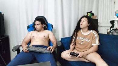 STOP PLAYING AND I GET FUCKED (CREAMPIE) BY MY FRIEND'S GIRLFRIEND