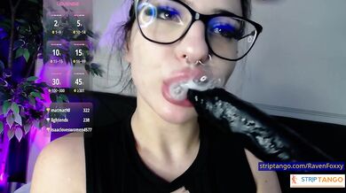 RavenFoxxy Looks Like Trouble and Knows Exactly How to Use It