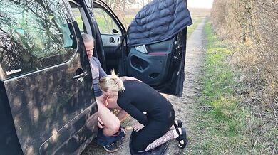 Hot public blowjob from blonde MILF near busy road