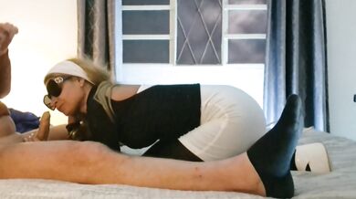 Perfect body turns to intense pussy worship