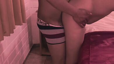 I love to show off my big hairy pussy after having fucked and received big cumshots
