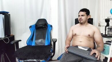 I LIKE MY WORKER'S TITS