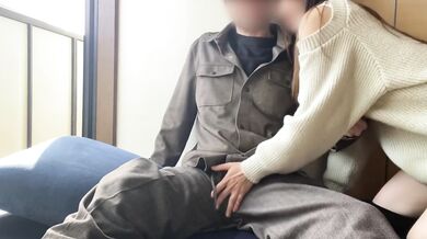窓を全開でSEXしちゃった 向かいのお家からも丸見え 外の音も聞こえてくるから私の声も聞かれてるかもしれないけど… なんだかいつもより気持ちいいのは開放感から？見られて聞かれてることに興奮したから？ ゾクゾクして何度もイッちゃうよ