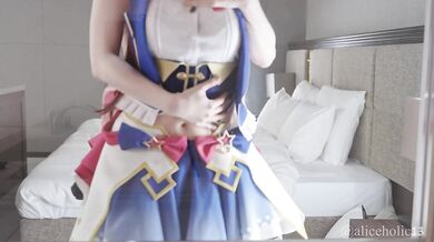 【Casting Couch / 3 Rounds】Vtuber Cosplaying Right Before the Live Show A Famous Streamer Cosplayer’s Full-Body “Service” Session【aliceholic13】