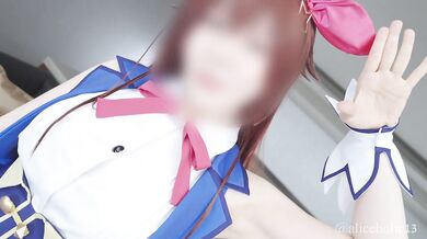 【Casting Couch / 3 Rounds】Vtuber Cosplaying Right Before the Live Show A Famous Streamer Cosplayer’s Full-Body “Service” Session【aliceholic13】