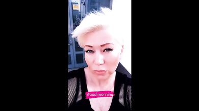The wife of the Russian writer Peter Stone has a fantastically beautiful cunt! )))
