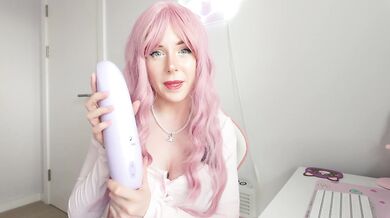 VIBRATING DILDO - Sohimi Review