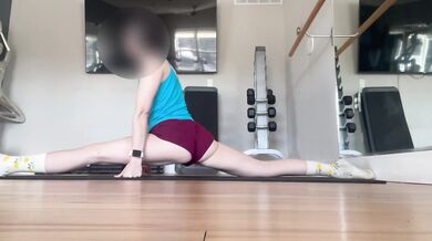 Nessa’s quick and effective workout to maintain strength and mobility