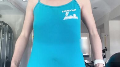 Nessa’s quick and effective workout to maintain strength and mobility