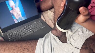 Watching My Hot Girlfriend And Enjoying My Pussytoy