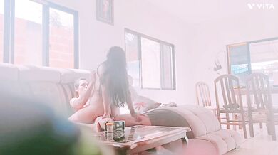 Caserito en la Sala con mi Mujer Parte1