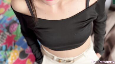 Innocent Stepdaughter Wants to Be Daddy's Submissive for the First Time