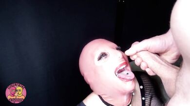 MY LATEX MASK COVERED OF WHITE CUM! (SLOWMOTION & CLASSIC MUSIC))