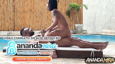 SOL, PISCINA E ANAL: O Moreno Roludo Não Teve Dó Mim | A Massagem Nuru Dessa Vez Foi no meu Cuzinho Ao Ar Livre