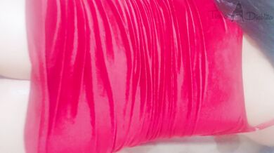 Dildo in pussy: Does hearing a very wet pussy turn you on?