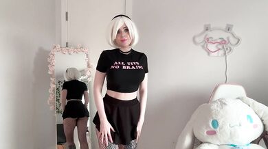 SLUTTY CROP TOP & FISHNETS