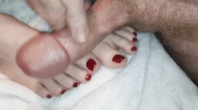 BLACK CHERRY TOES, Footjob, Toejob CUMSHOT on Toes