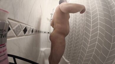 Soapy Shower in the Bathroom Ends with Orgasm