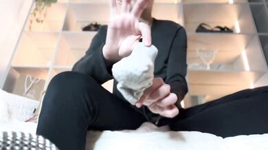 Socks Scratching & Rubbing ASMR