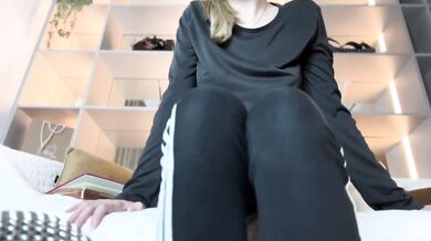Socks Scratching & Rubbing ASMR