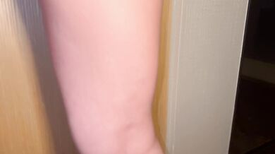 [個人撮影]素人日本人カップル｜彼女のニットワンピースの中を探検してみた