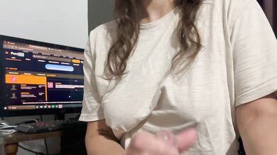 I'll suck your dick while seducing you in different languages