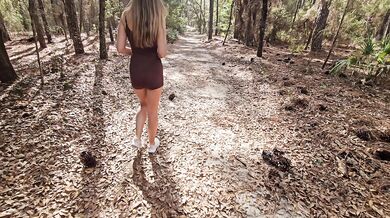 Española siendo follada por primera vez en el bosque