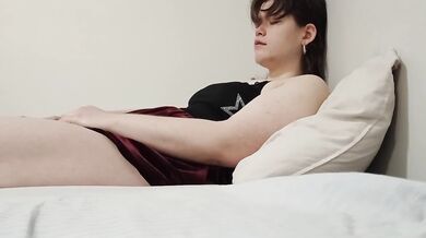Girl Cumming on a vibrator handcuffed