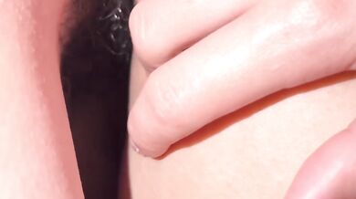 This bitch let herself be fucked without a condom. CREMPIE IN SIDE