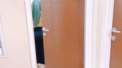 Ngintip tetangga mandi berujung ngentot