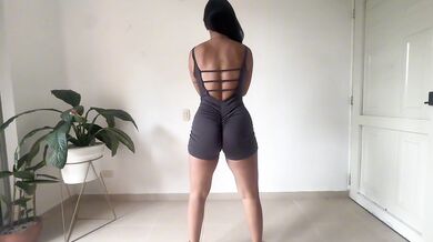 POV: MY HOT LATINA WIFE WORKINGOUT