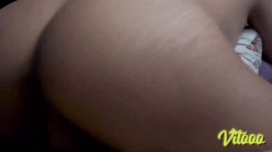 Pretty girl getting fucked on all fours until she gets her dose of semen